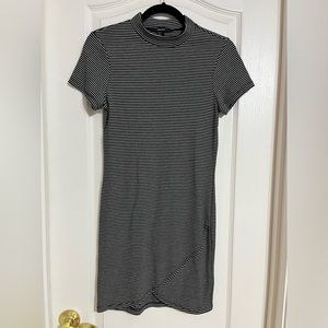Black & White Stripped Dress - Forever 21